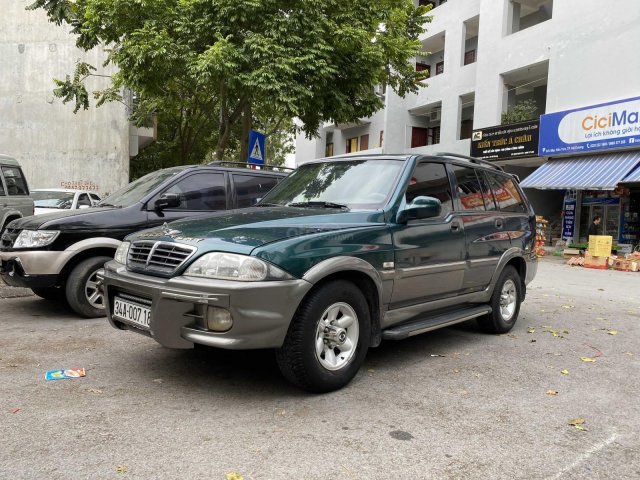 Xe Ssangyong Musso 2.3 AT đời 2005, màu xanh lục, nhập khẩu nguyên chiếc số tự động, giá 130tr