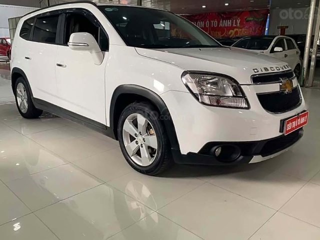 Cần bán xe Chevrolet Orlando LT 1.8 sản xuất năm 2017, màu trắng, giá tốt0