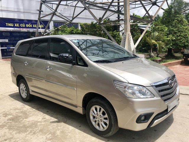 Bán xe Toyota Innova 2.0E MT 2014, xe đẹp giá tốt xe bán tại hãng