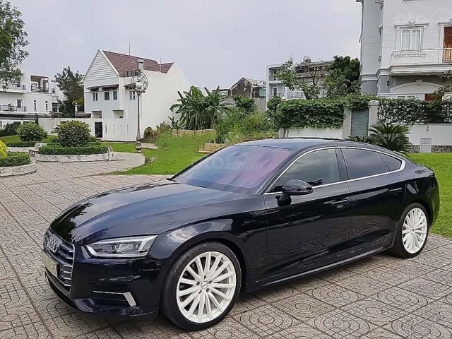 Xe Audi A5 Sportback 2.0 2017, màu đen, nhập khẩu chính chủ