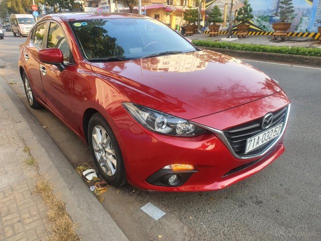 Bán Mazda 3 1.5AT Hatchback sx 2016, màu đỏ xe đẹp zin 100%