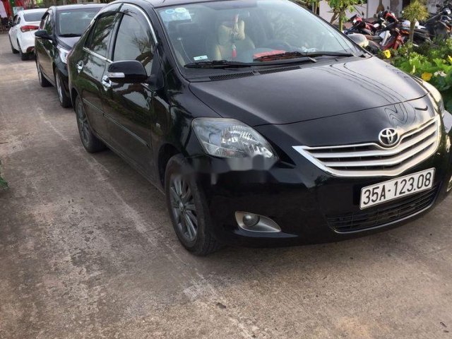 Cần bán lại xe Toyota Vios sản xuất năm 2012, màu đen