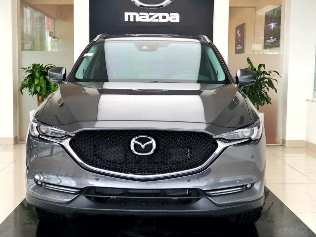 Bán giảm giá sốc cuối năm chiếc xe Mazda CX5 2.0 Deluxe, sản xuất 2019, màu xám, có xe giao nhanh