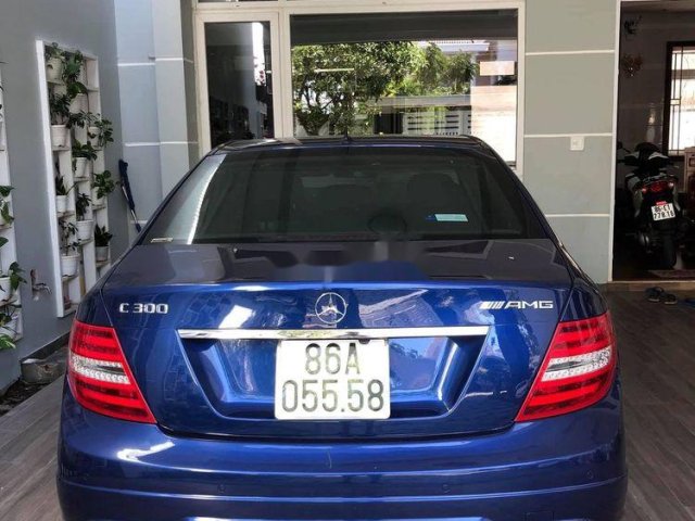 Bán ô tô Mercedes C300 AMG năm sản xuất 2013, màu xanh lam xe gia đình, giá tốt0