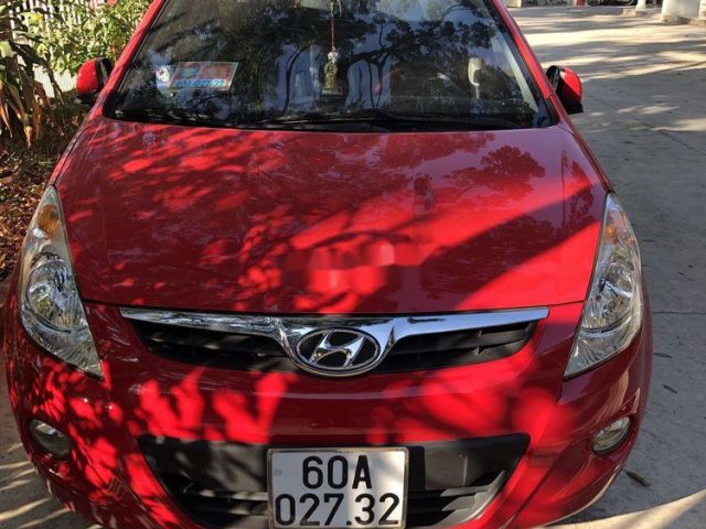 Bán Hyundai i20 đời 2011, màu đỏ, nhập khẩu, giá rất tốt0