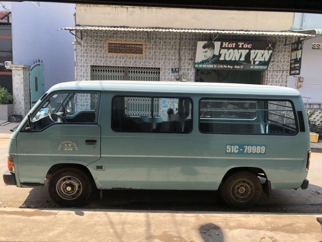 Bán xe Nissan Urvan năm sản xuất 1994, màu xanh