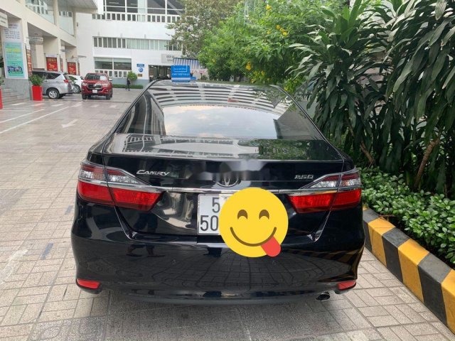 Cần bán xe Toyota Camry 2.5 Q đời 2018, màu đen chính chủ, 850tr0