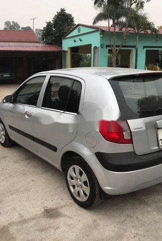 Cần bán gấp Hyundai Getz đời 2009, màu bạc, nhập khẩu xe gia đình, giá 175tr