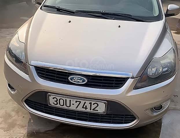 Bán ô tô Ford Focus năm sản xuất 2009, màu hồng số tự động0