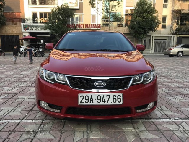 Cần bán Kia Forte đăng ký 2013, màu đỏ xe gia đình giá tốt 415 triệu đồng0