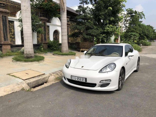 Cần bán Porsche Panamera 2011, màu trắng, nhập khẩu, xe còn mới0