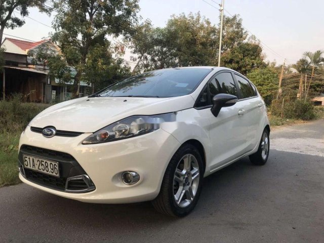 Bán xe Ford Fiesta S năm sản xuất 2011, màu trắng 0