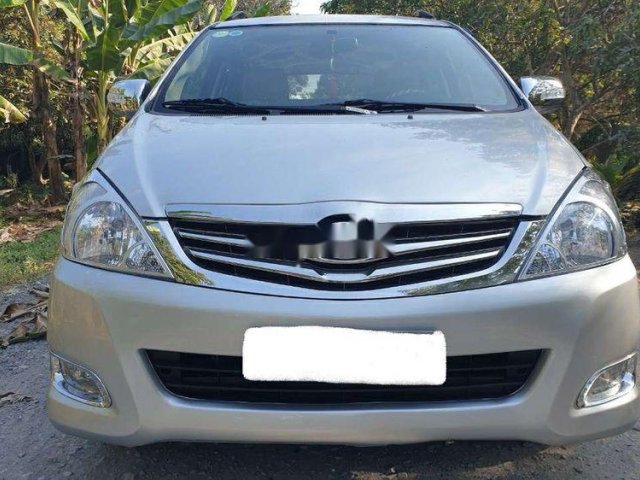 Bán Toyota Innova năm 2008, màu bạc xe gia đình, giá 268tr0