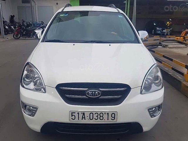 Cần bán xe Kia Carens 2010, màu trắng giá cạnh tranh