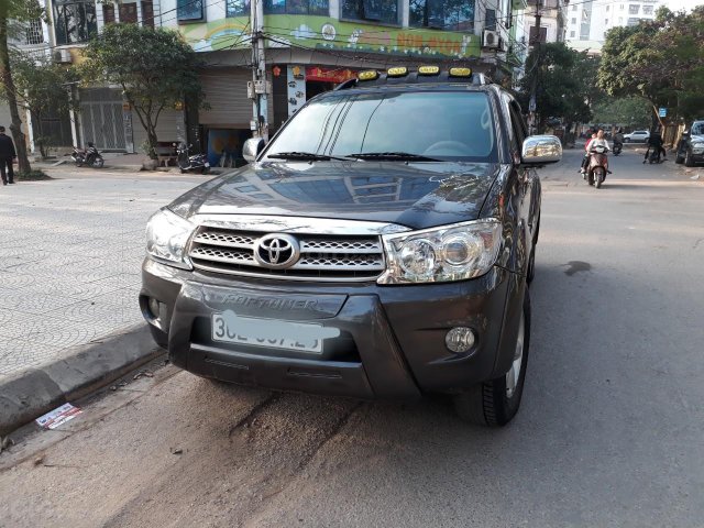 Cần bán xe Toyota Fortuner đời 2009 giá sốc, LH: 09799270960