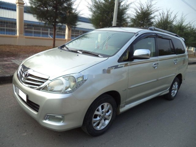 Cần bán xe Toyota Innova G đời 2007 giá cạnh tranh