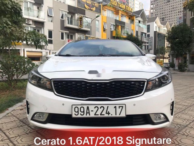 Cần bán xe Kia Cerato 1.6AT đời 2018, giá 595tr0