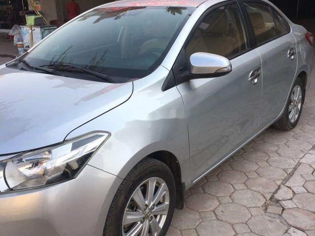 Bán ô tô Toyota Vios 1.5E MT đời 2014, màu bạc số sàn, giá chỉ 370 triệu0