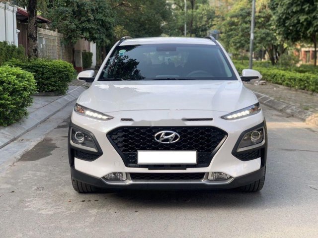 Bán Hyundai Kona đời 2018, xe đi cực ít 5.000km