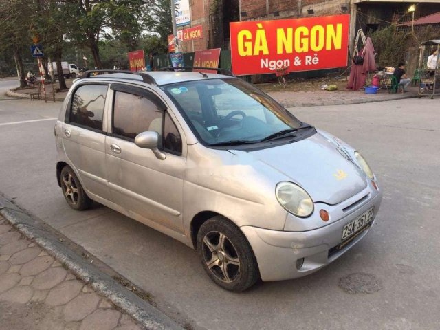 Cần bán xe Daewoo Matiz đời 2004, màu bạc, giá 48tr0