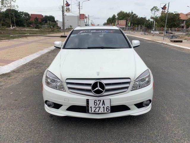 Bán ô tô Mercedes C300 sản xuất 2012, màu trắng, xe nhập số tự động