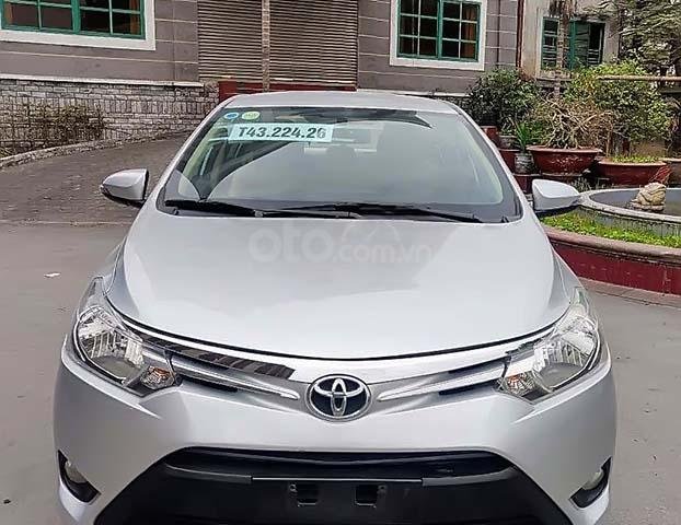 Bán xe Toyota Vios đời 2014, màu bạc0