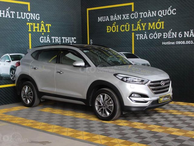 Cần bán lại xe Hyundai Tucson 2WD đời 2017, màu bạc, giá siêu ưu đãi