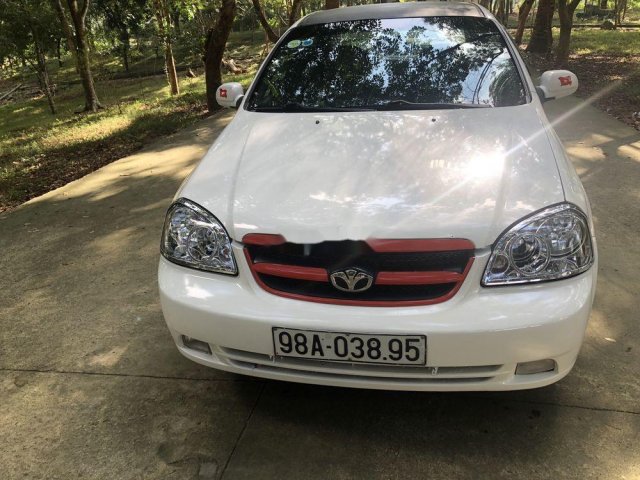 Bán xe Daewoo Lacetti 2005, màu trắng0