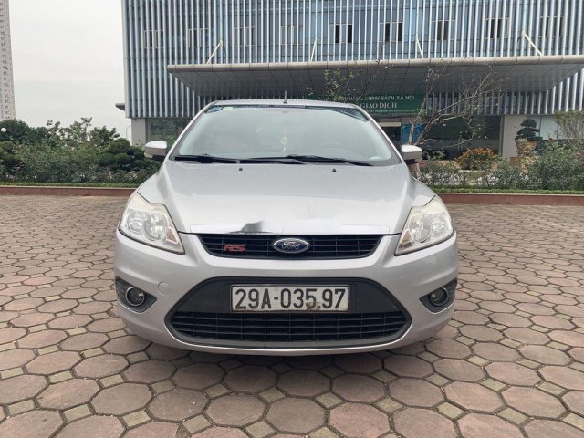 Cần bán xe Ford Focus sản xuất 2011, màu bạc