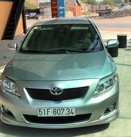 Bán Toyota Corolla 2010, màu bạc, giá tốt0