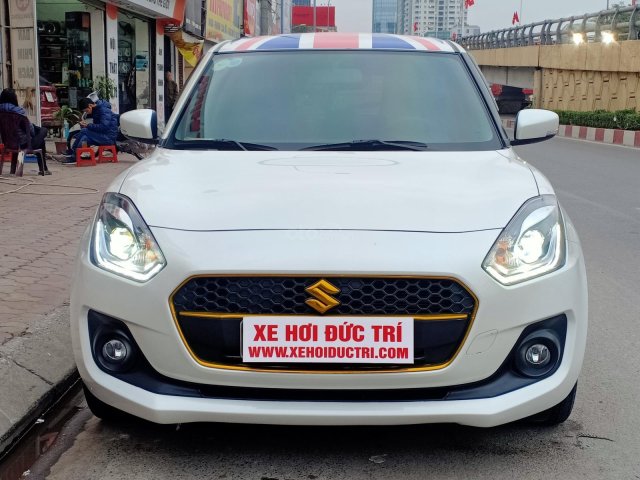 Bán Suzuki Swift GLX 2019, màu trắng, xe lướt rất đẹp - LH 09737997990