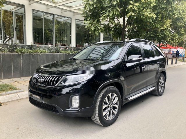 Bán Kia Sorento sản xuất năm 2017, màu đen0