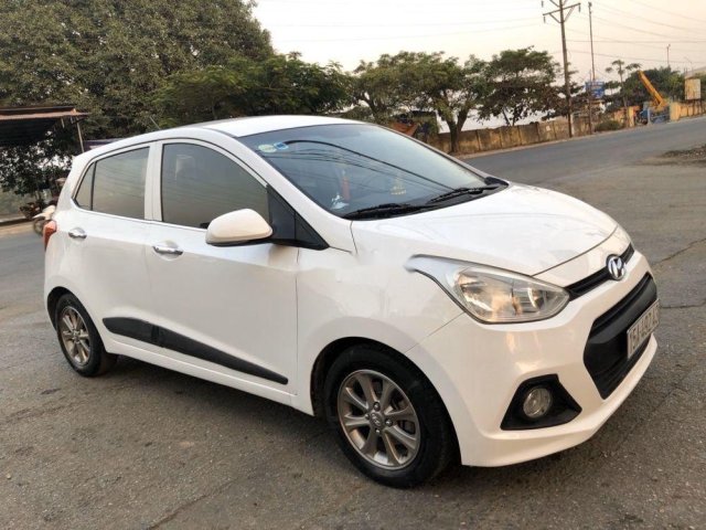 Bán Hyundai Grand i10 MT năm 2014, màu trắng, nhập khẩu, chính chủ, 252tr0