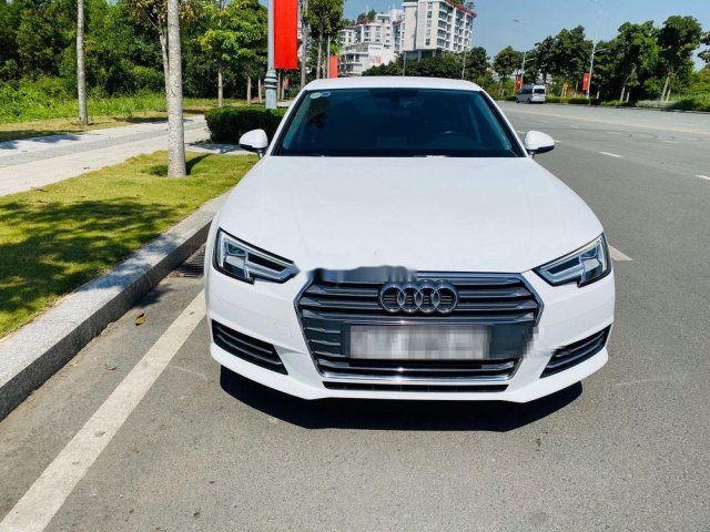 Cần bán Audi A4 đời 2016, màu trắng, xe nhập