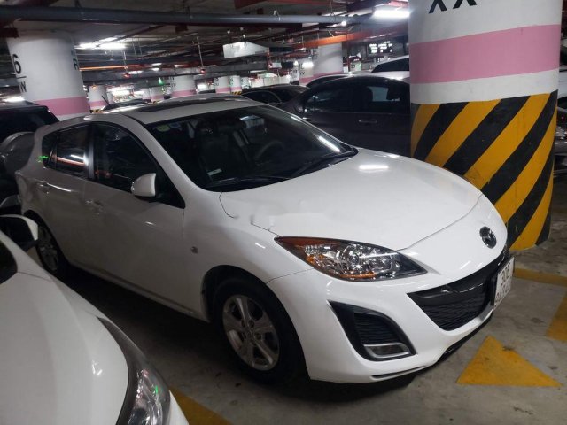 Cần bán xe Mazda 3 1.6AT sản xuất năm 2009, màu trắng, nhập khẩu chính chủ, giá chỉ 345 triệu0