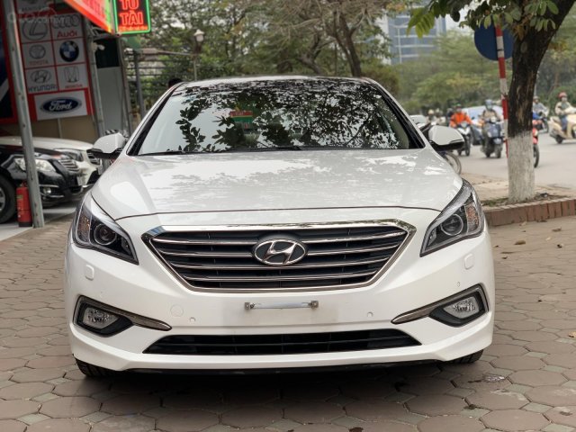 Bán Hyundai Sonata 2.0 năm 2016, màu trắng, nhập khẩu0