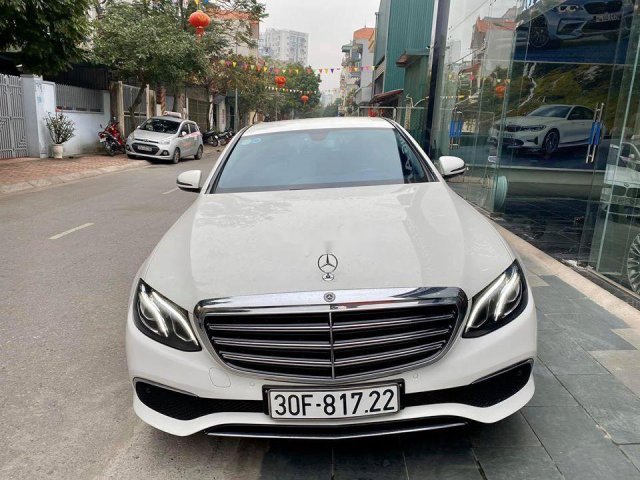 Bán xe cũ Mercedes E200 sản xuất năm 2018, nhập khẩu  0