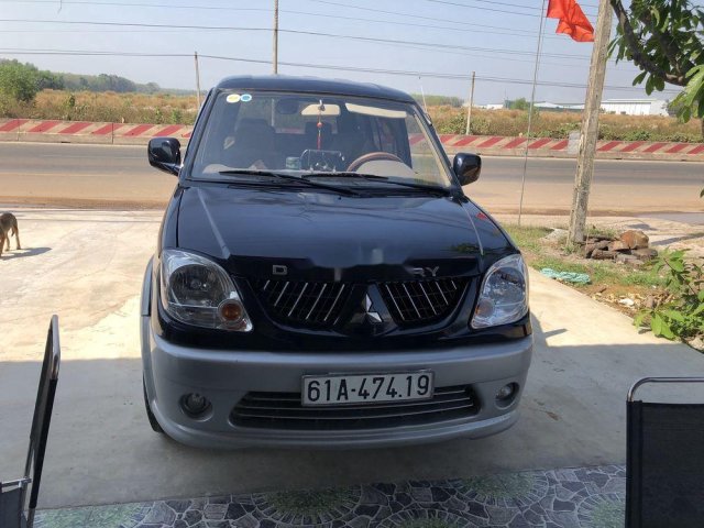 Bán Mitsubishi Jolie đời 2004, màu đen chính chủ, giá chỉ 160 triệu0