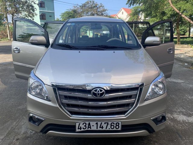 Cần bán xe Toyota Innova E năm sản xuất 2015, 437tr0