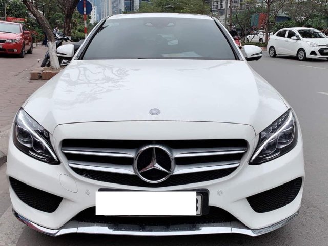 Bán C300 AMG sx 2017, xe đẹp, đi 32.000km, bao kiểm tra tại hãng