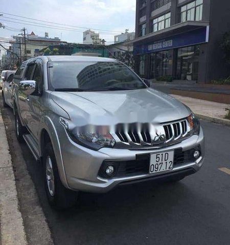 Bán Mitsubishi Triton đời 2017, màu bạc, nhập khẩu nguyên chiếc  0