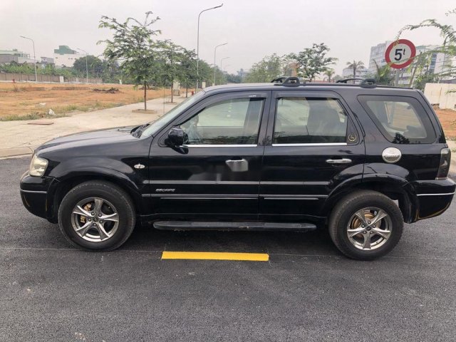 Bán Ford Escape sản xuất năm 2004, màu đen số tự động, 188tr