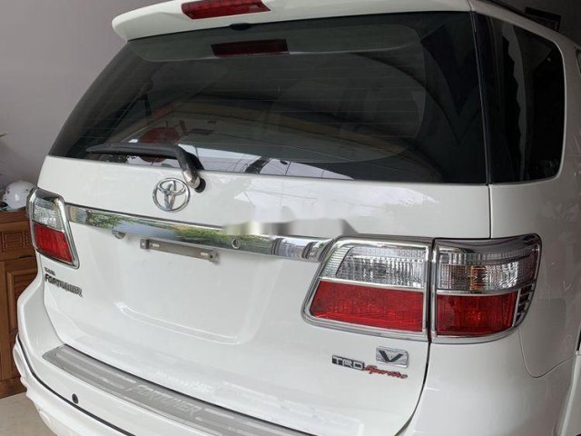 Cần bán xe Toyota Fortuner Sportivo TRD 2012, màu bạc chính chủ