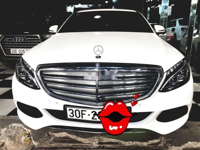 Bán Mercedes C250 năm sản xuất 2018, màu trắng, nhập khẩu