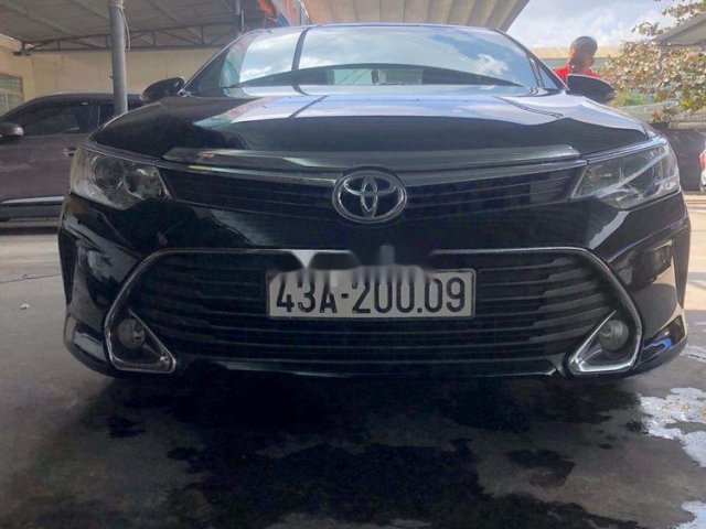 Bán Toyota Camry sản xuất 2016 chính chủ, giá tốt