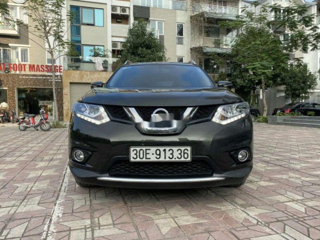 Cần bán Nissan X trail đời 2016, màu đen