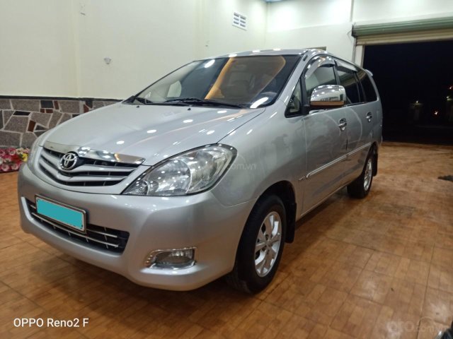 Cần bán xe Toyota Innova màu bạc 2010, xe chính chủ, liên hệ Mr Vĩnh0