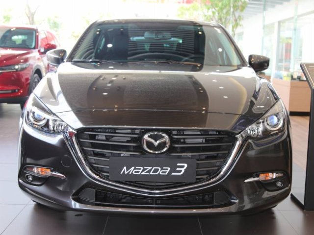 Cần bán xe Mazda 3 1.5 đời 2019, màu xám