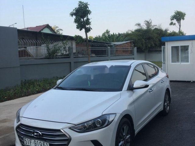 Bán Hyundai Elantra đời 2016, màu trắng, xe nhập chính chủ, 540 triệu0