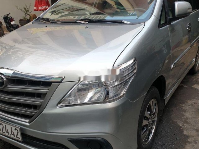 Bán xe Toyota Innova đời 2016, màu bạc, giá chỉ 490 triệu